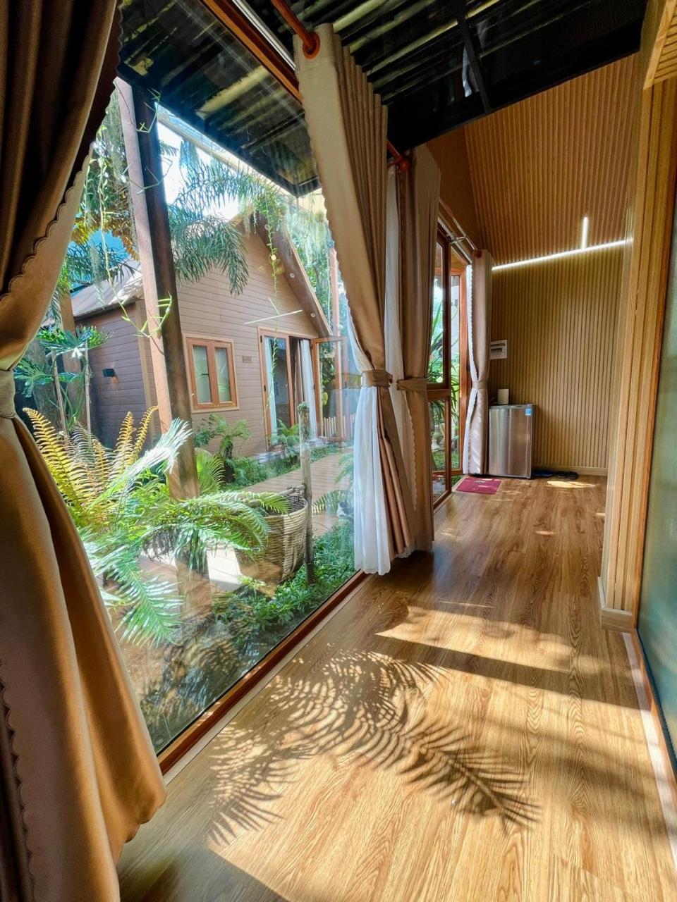 La Garden Homestay Long Xuyên Eksteriør billede