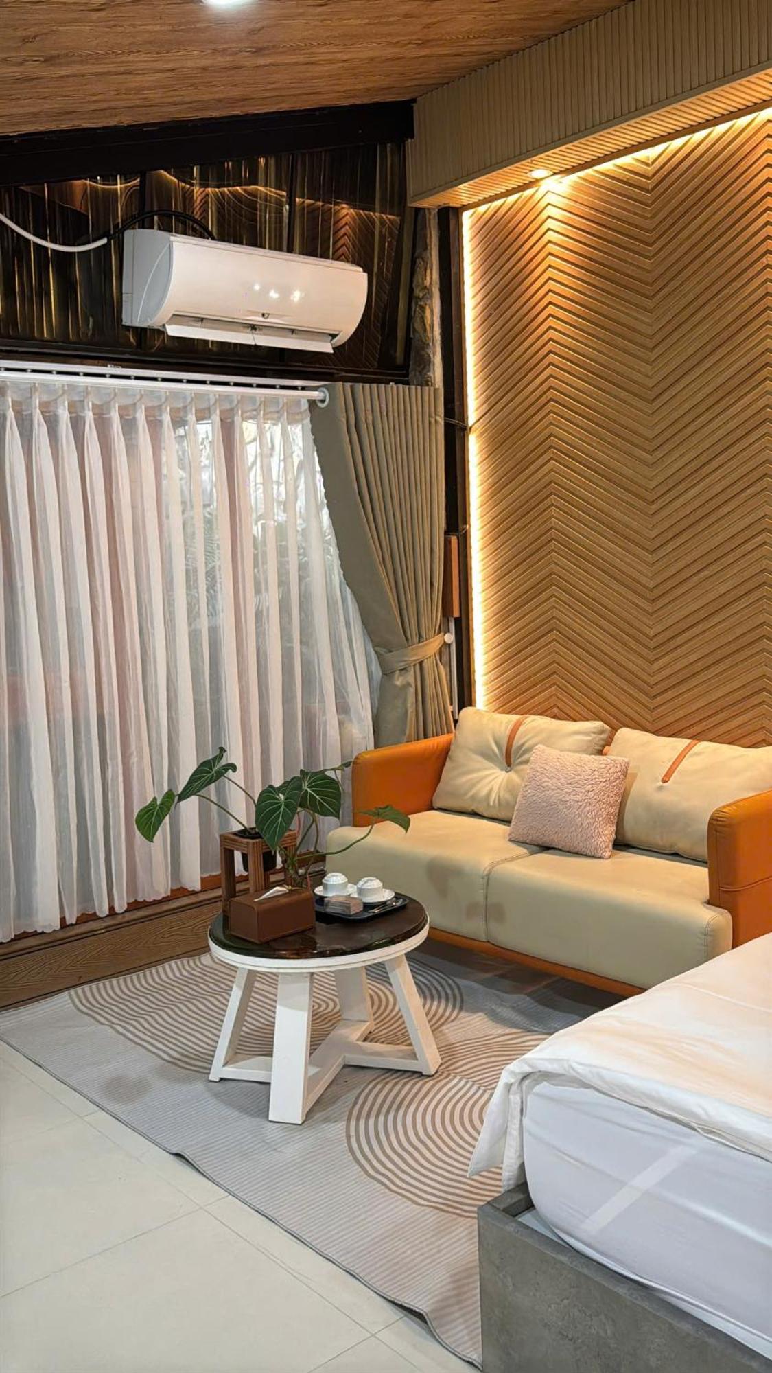 La Garden Homestay Long Xuyên Eksteriør billede