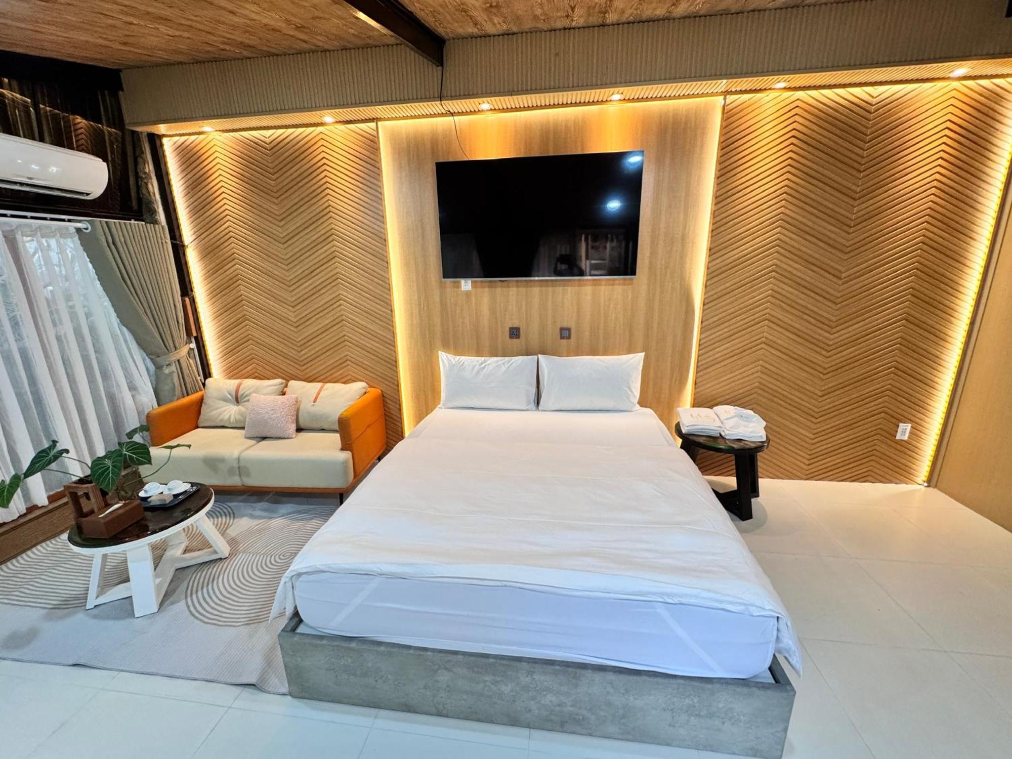 La Garden Homestay Long Xuyên Eksteriør billede
