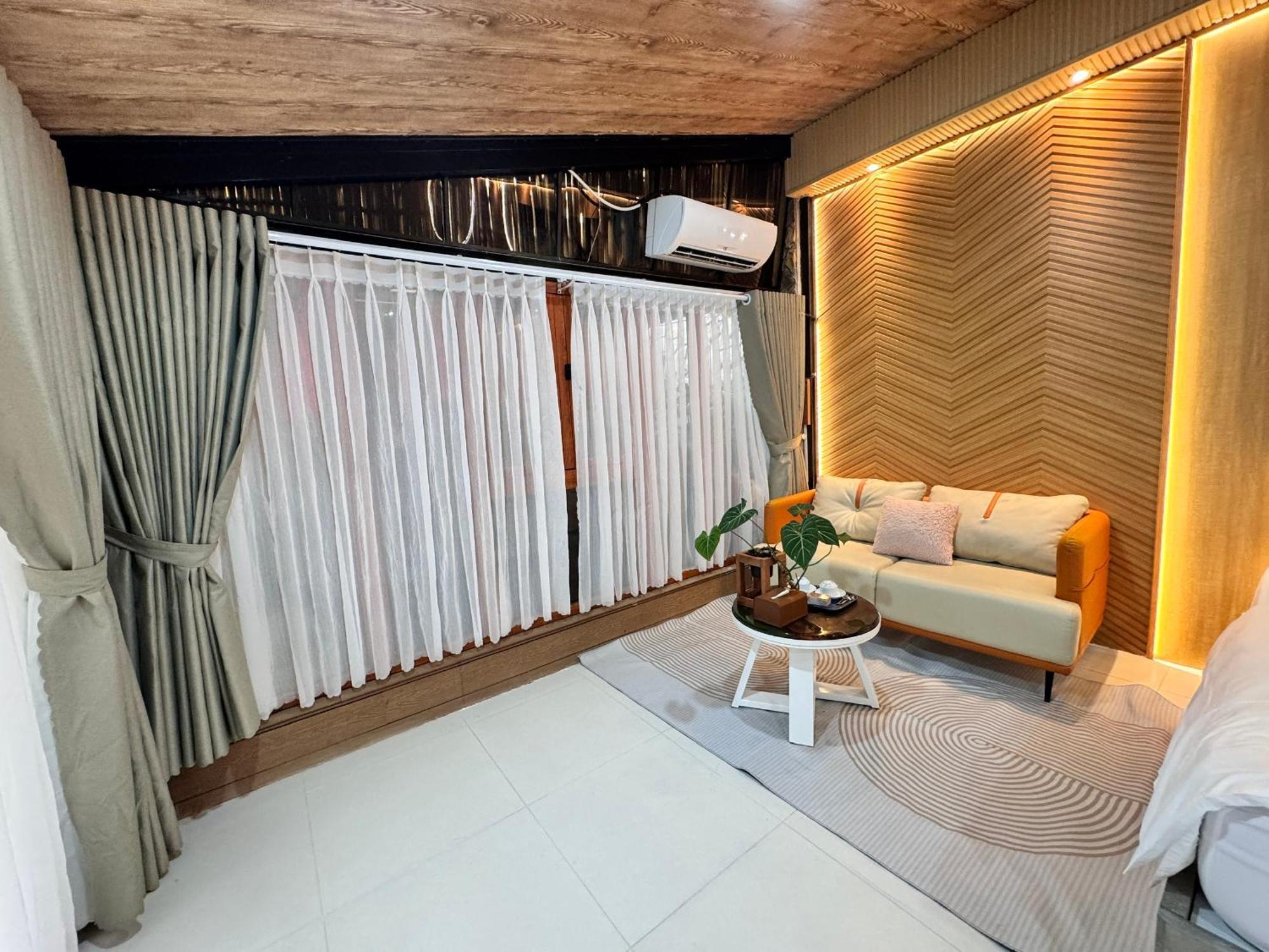 La Garden Homestay Long Xuyên Eksteriør billede